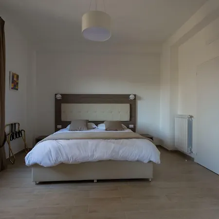 Mergellina Relais فندق مبيت وإفطار نابولي