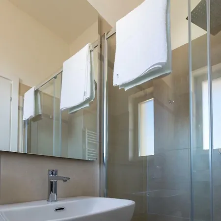 فندق مبيت وإفطار Mergellina Relais 2*