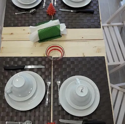 Mergellina Relais Nocleg ze śniadaniem 2*