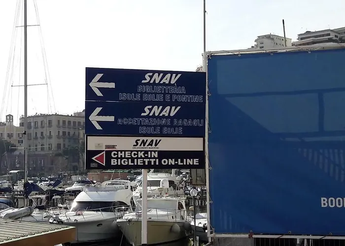 Bed and Breakfast Mergellina Relais