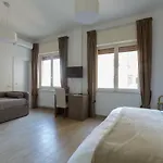 Mergellina Relais 2*
