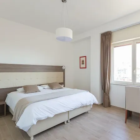 Mergellina Relais 2* Neapol