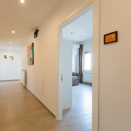 Mergellina Relais 2*