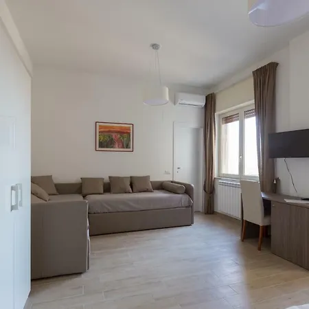 Mergellina Relais 2*